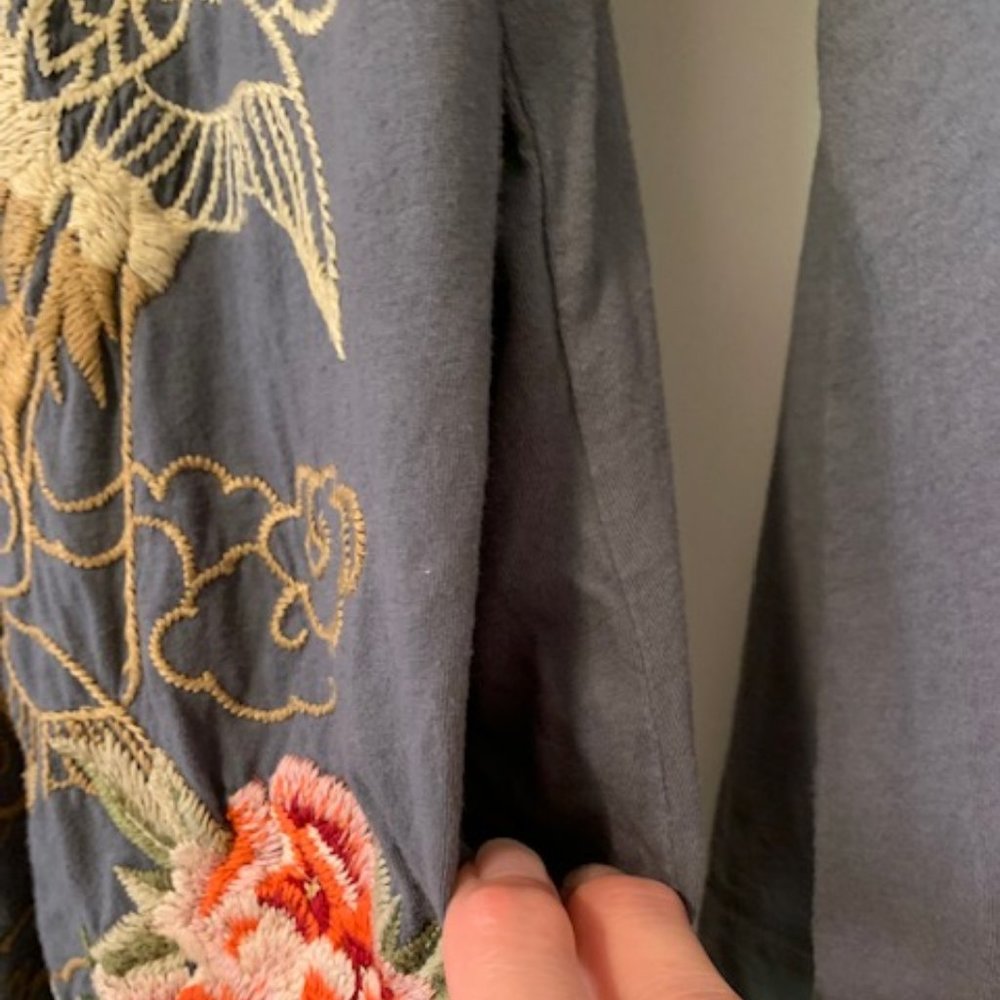 Johnny Was Long Sleeve Embroidered Tunic Style Top - Picture 6 of 8